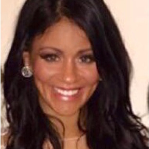 Meet your Posher, Keely - Picture 4 of 5